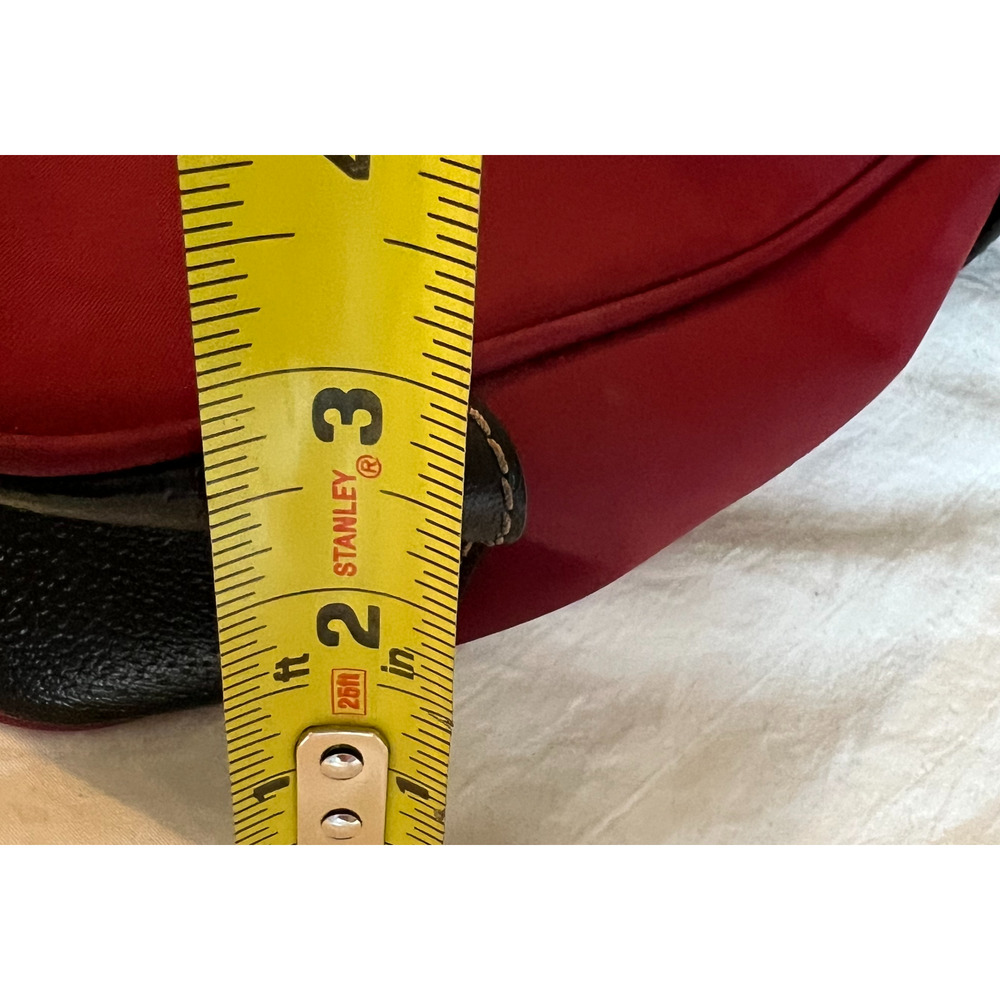 Kenneth Cole Reaction Purse Crossbody Burgundy Red Black Nylon Square Pockets - Picture 9 of 10